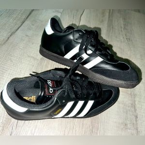 Adidas Samba shoes